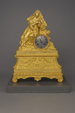 Très grande Pendule époque Empire en bronze doré