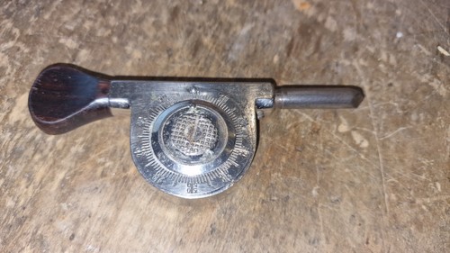 Ancien compteur circulaire - compteur,