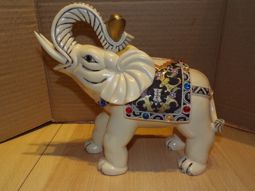 Statuette éléphant résine - , (