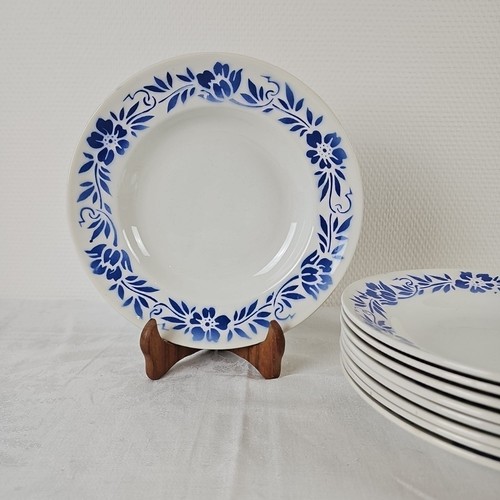 Assiettes creuses bleues - assiettes,