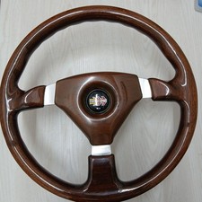 Volant en bois MOMO vintage à