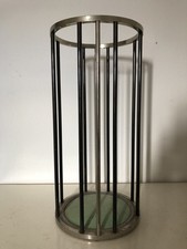 Porte-parapluies moderniste