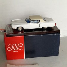 AMR  1/43  factory built CADILLAC ELDORADO coupé 1971 rare couleur blanche