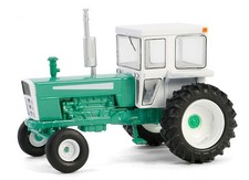 GREENLIGHT, Tracteur vert avec cabine blanche 1973 de la série DOWN ON THE FA...