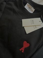 pull ami paris