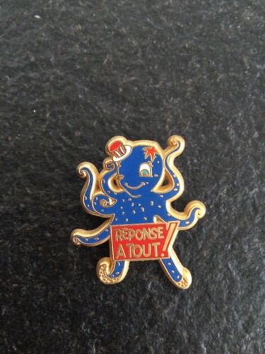 Pin badge reponse tout la - badge,