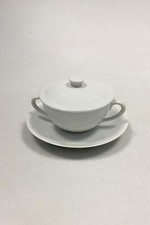 Tasse À Bouillon Et Soucoupe