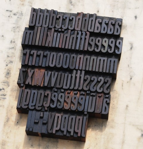 Anciens caractères - a-z,