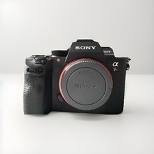 Appareil Photo Hybride Full-Frame Sony A7R III A 42,4MP (ILCE7RM3A)