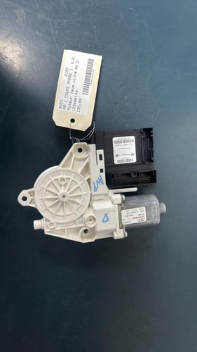 Moteur leve vitre avant droit