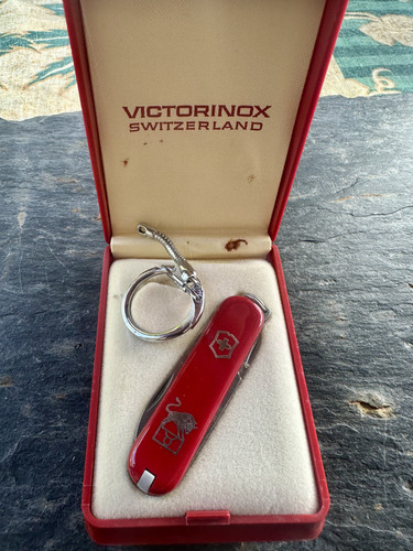 Victorinox zodiac taureau