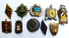 Lot insignes militaires France FORPRONU santé transmissions DRAGO anciens badge