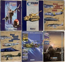 CATALOGUES ARMOUR Avions et Casque de pilote Die-Cast Métal Aircraft 1997 à 2002