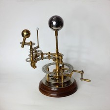 Planétarium Orrery en laiton