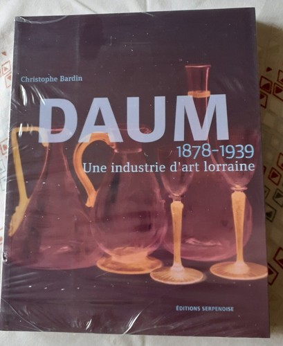 Daum une industrie art - daum.,
