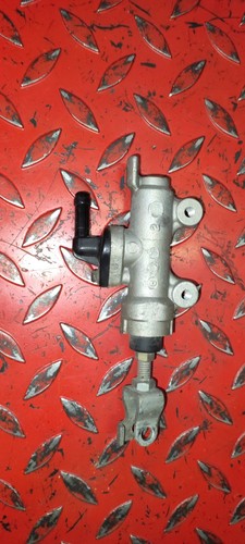 Maitre cylindre arriere honda - maitre,