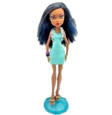 Poupée monster high - monster,