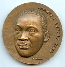 Médaille 1969 - Martin Luther King - graveur COURBIER, Bronze, 67.4mm