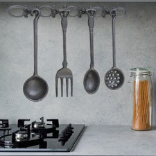 Vaisselle en fonte décorative