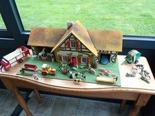 STARLUX / BRITAINS / SIKU  ferme vintage 1/32ème