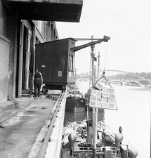 PARIS c. 1950 - Le Port Grue