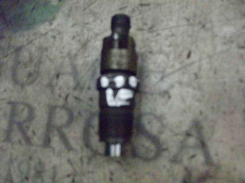 Injecteur 7981212 pour - injecteur,