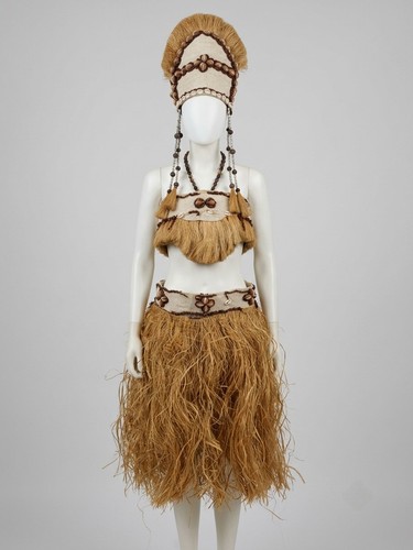 Tenue artisanal costume ori - tenue,