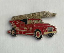 104 - Pin's CAMION SAPEURS