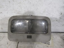 Eclairage de plafonnier TOYOTA URBAN CRUISER 8126052051B1