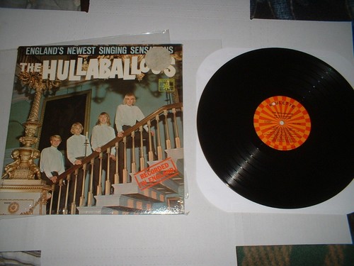 Hullaballoos self titled - hullaballoos,