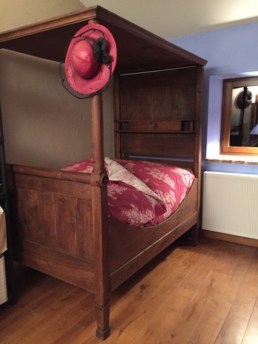 Lit bressan ancien avec - lit,
