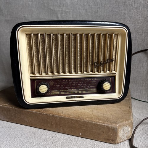 Petite radio tsf - petite,