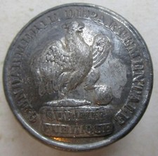 Bouton bombé en étain 