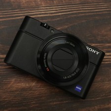 Appareil photo numérique 20,2