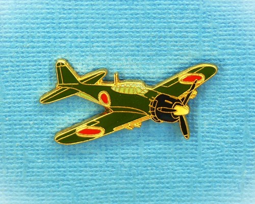 Pin avion japonais le - avion,
