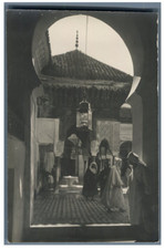 Maroc, Types marocains Vintage print sur papier carte postale. Tirage argentiq