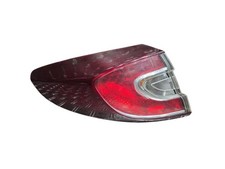 Feu arriere principal gauche