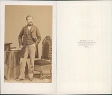 Disdéri, Paris, Homme moustachu en redingote, circa 1860 CDV vintage albumen car