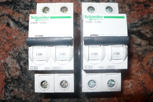 Disjoncteur 32a schneider - disjoncteur,
