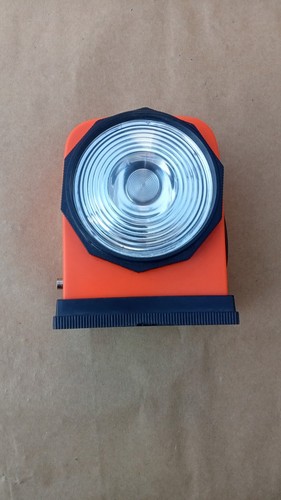 Ancienne lampe voiture - ancienne,