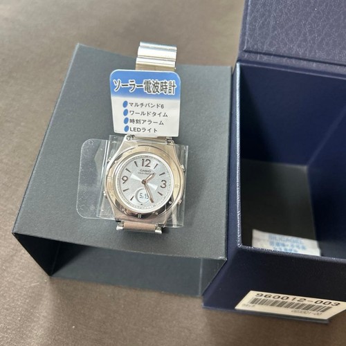 Montre casio solar watch world - casio,