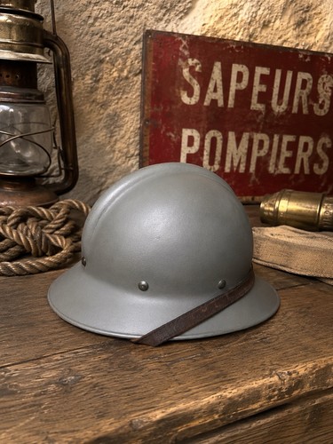 Ancien casque pompier - casque,