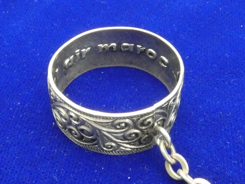 Joli pretty rare porte - rare, !
