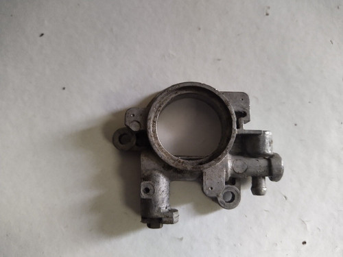 Pompe huile pour - ,