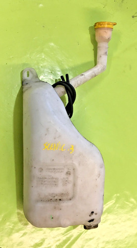 Reservoir lave glace - /, renault