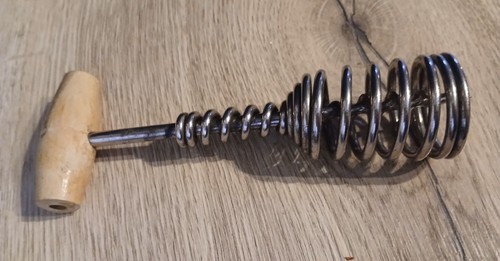 Ancien tire bouchon ressort - bouchon,