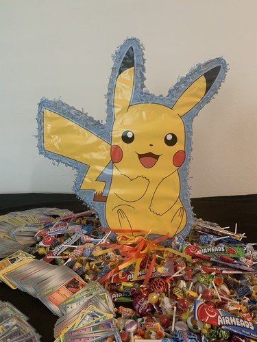 Pikachu pokémon party - pikachu,