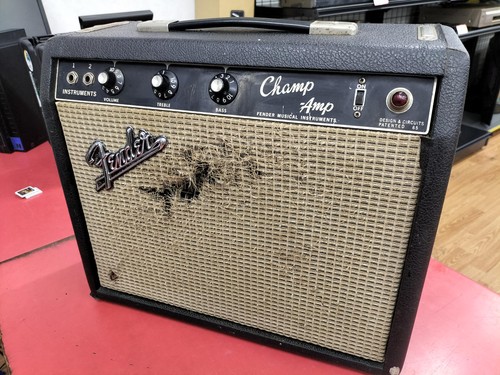 Fender combo champ amp - champ,