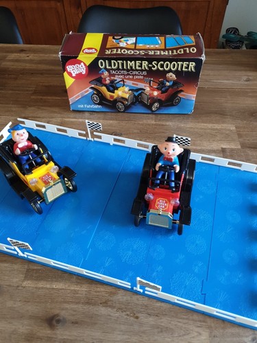 Oldtimer scooter taco - oldtimer-scooter, circus
