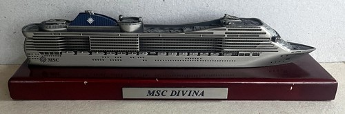 Maquette bateau msc divina - ,